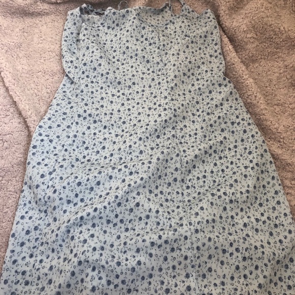 Flower dress - Picture 2 of 2